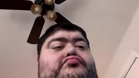 Snapshot of mrorange50187 chatting on October 26, 2025, 3:29 pm mrorange50187 online show from October 26, 2025, 3:29 pm