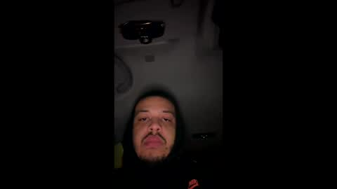 Snapshot of mrpapigrande chatting on October 19, 2025, 12:00 am mrpapigrande online show from October 19, 2025, 12:00 am