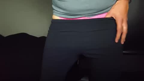 your favorite name online show from April 15, 2026, 4:52 am