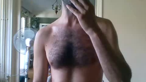 Snapshot of mrralph__90 chatting on June 18, 2026, 9:36 am Mrralph online show from June 18, 2026, 9:36 am