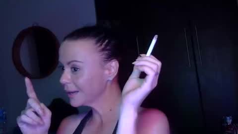 mrs_bunny_swing online show from May 6, 2026, 7:19 pm