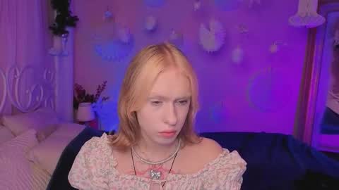 Barbie online show from December 18, 2025, 12:22 pm