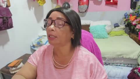 Snapshot of mrs_mommy chatting on March 24, 2026, 10:37 pm mrs_mommy online show from March 24, 2026, 10:37 pm