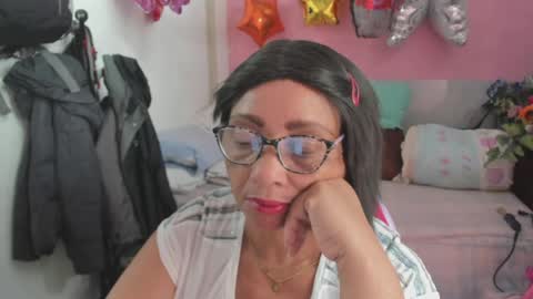 mrs_mommy online show from May 16, 2026, 5:34 pm