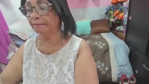 mrs_mommy online show from June 15, 2026, 6:54 pm