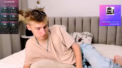 Adam online show from October 5, 2025, 9:56 pm