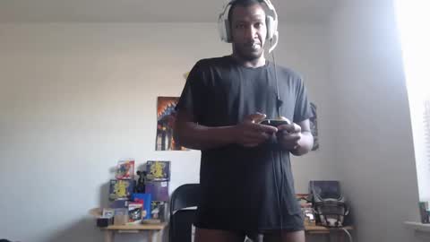 mrsoonicexrated online show from December 6, 2024, 1:33 pm