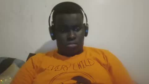 Snapshot of mrssavage2024 chatting on December 17, 2024, 10:43 pm Mensah Bonsu online show from December 17, 2024, 10:43 pm