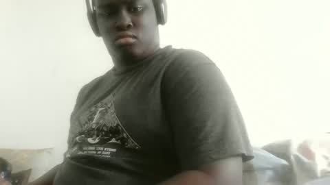 Snapshot of mrssavage2024 chatting on January 15, 2025, 4:11 pm Mensah Bonsu online show from January 15, 2025, 4:11 pm