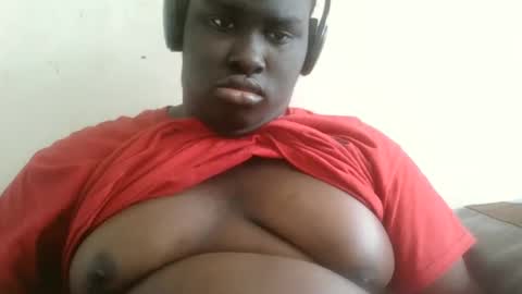 Snapshot of mrssavage2024 chatting on February 25, 2025, 8:30 pm Mensah Bonsu online show from February 25, 2025, 8:30 pm