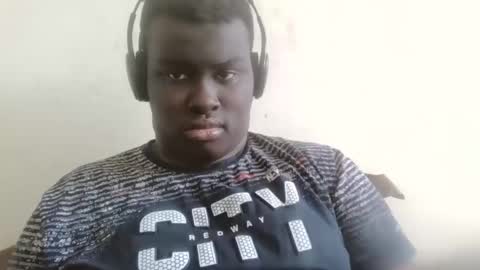 Snapshot of mrssavage2024 chatting on March 6, 2025, 5:43 pm Mensah Bonsu online show from March 6, 2025, 5:43 pm