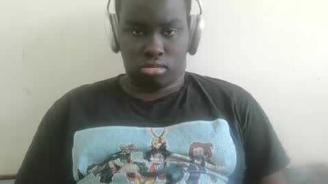 Snapshot of mrssavage2024 chatting on September 18, 2025, 4:09 pm Mensah Bonsu online show from September 18, 2025, 4:09 pm