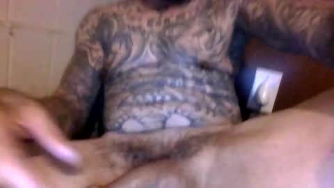 Snapshot of mrstickie46 chatting on April 5, 2026, 2:14 pm mrstickie46 online show from April 5, 2026, 2:14 pm