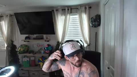 Snapshot of mrstr33tfr33k chatting on January 21, 2025, 7:28 pm mrstr33tfr33k online show from January 21, 2025, 7:28 pm