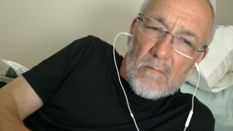 mrtease5 online show from July 9, 2026, 4:16 am