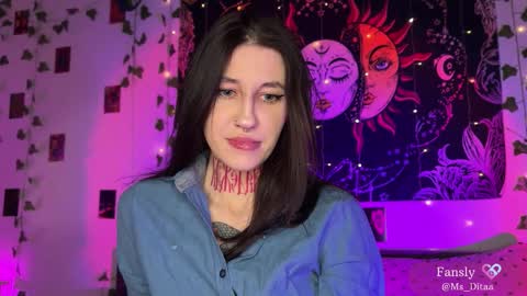 Dita online show from February 4, 2026, 10:04 pm