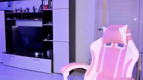 ms_emily_ online show from March 24, 2026, 2:00 pm