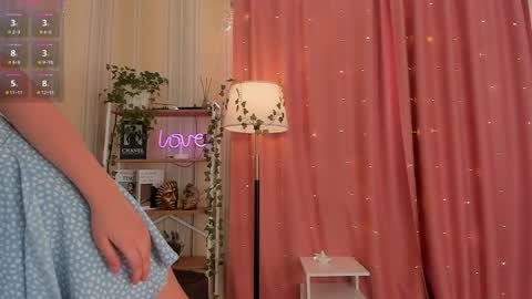 Snapshot of ms_evasweet chatting on April 25, 2026, 12:19 pm Eva 3 online show from April 25, 2026, 12:19 pm
