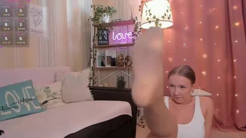 Snapshot of ms_evasweet chatting on May 3, 2026, 11:16 am Eva 3 online show from May 3, 2026, 11:16 am