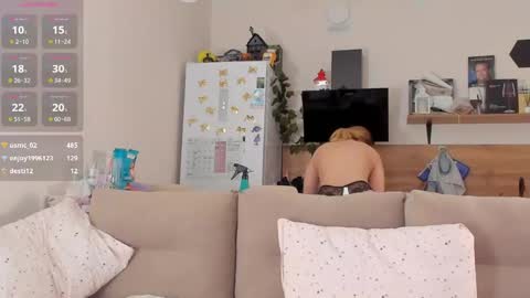 Snapshot of ms_foryou chatting on May 4, 2026, 4:47 pm Ms ForYOU online show from May 4, 2026, 4:47 pm