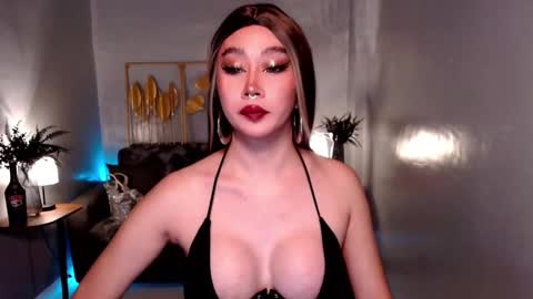 Evon online show from March 7, 2025, 8:44 pm