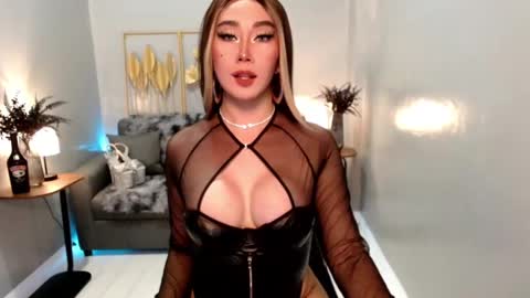 Evon online show from March 8, 2025, 10:00 am