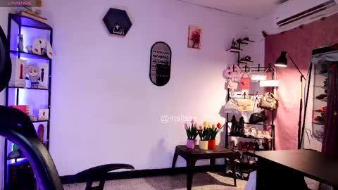 MISS LISSA online show from May 19, 2026, 11:44 pm