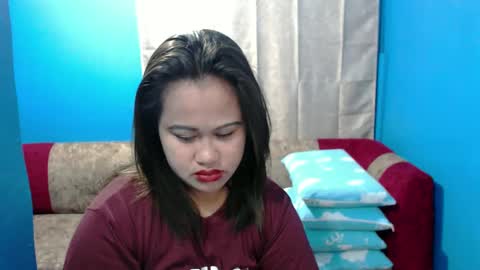 Nathalie online show from March 10, 2025, 2:17 am