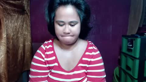 Nathalie online show from June 25, 2026, 1:38 am