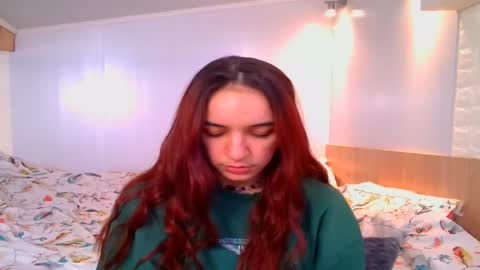 ms_sophiee online show from December 5, 2024, 9:17 pm