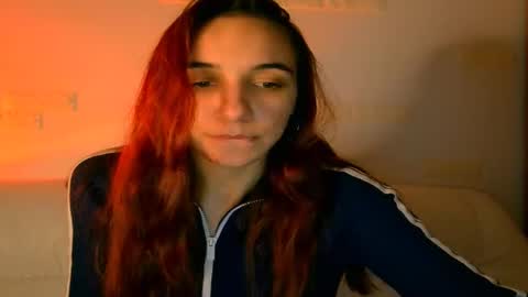 ms_sophiee online show from January 3, 2025, 5:20 pm