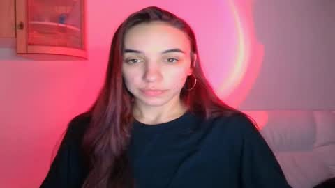 ms_sophiee online show from February 12, 2025, 6:40 pm