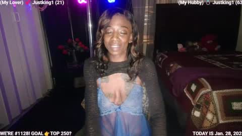 Snapshot of ms_waterworks chatting on January 29, 2025, 2:51 am DaPussyFairy online show from January 29, 2025, 2:51 am