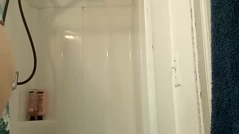 Snapshot of msalls1124 chatting on February 16, 2026, 2:57 pm melissa online show from February 16, 2026, 2:57 pm