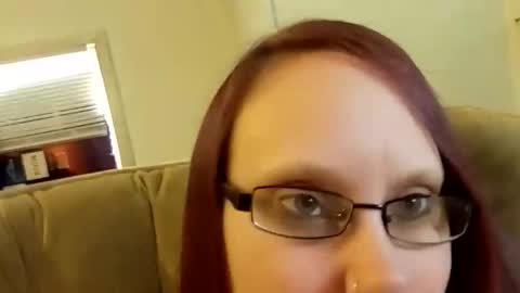 Snapshot of msalls1124 chatting on February 19, 2026, 4:03 pm melissa online show from February 19, 2026, 4:03 pm