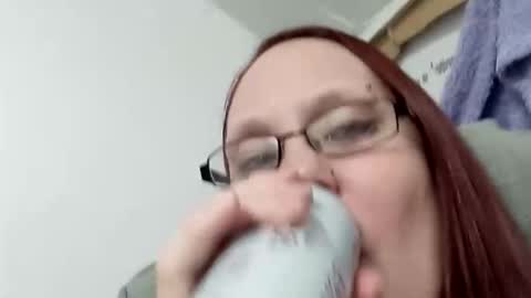 Snapshot of msalls1124 chatting on March 17, 2026, 6:50 am melissa online show from March 17, 2026, 6:50 am