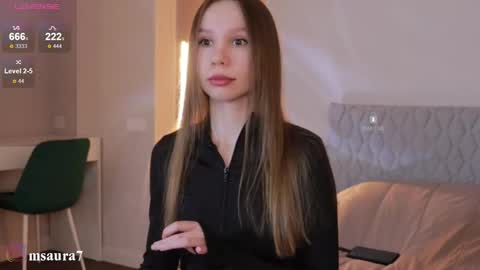 Snapshot of msaura chatting on October 9, 2025, 5:16 am Svetlana  online show from October 9, 2025, 5:16 am