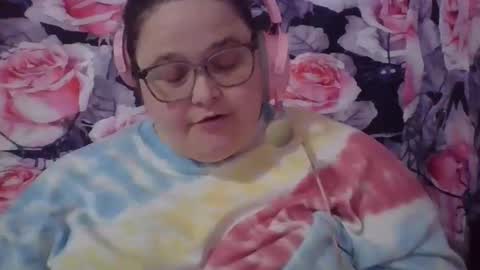 Snapshot of mscamirose15 chatting on October 25, 2025, 1:35 am Ms. Cami Rose online show from October 25, 2025, 1:35 am