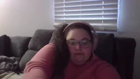 Snapshot of mscamirose15 chatting on November 28, 2025, 10:12 pm Ms. Cami Rose online show from November 28, 2025, 10:12 pm