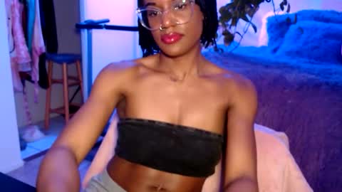 CocoSage online show from February 12, 2026, 9:21 pm