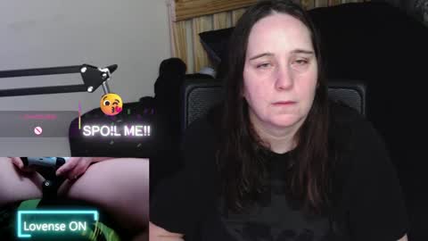 Snapshot of msgamergirl69 chatting on April 17, 2026, 5:43 am MsGamerGirl69 online show from April 17, 2026, 5:43 am