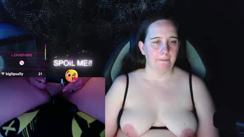 Snapshot of msgamergirl69 chatting on April 30, 2026, 4:52 am MsGamerGirl69 online show from April 30, 2026, 4:52 am