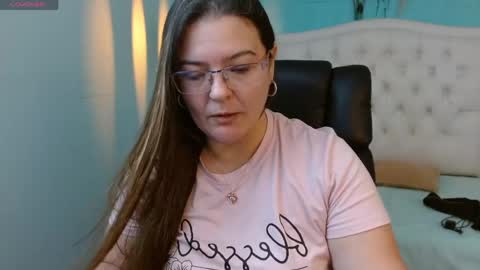 Jossie online show from April 24, 2026, 3:31 am