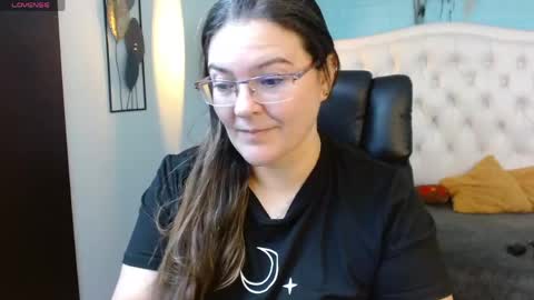 Jossie online show from May 10, 2026, 3:33 am
