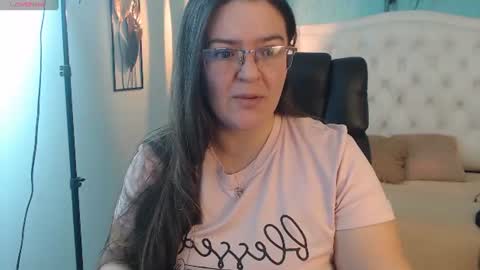 Jossie online show from June 12, 2026, 4:00 am