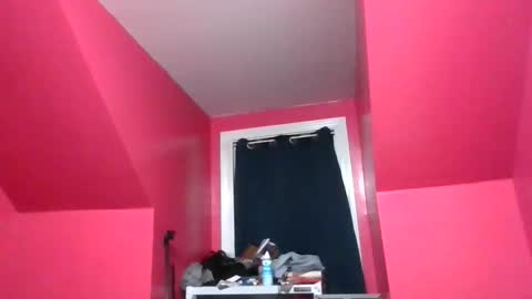 Morgan Mills online show from October 26, 2025, 11:42 pm