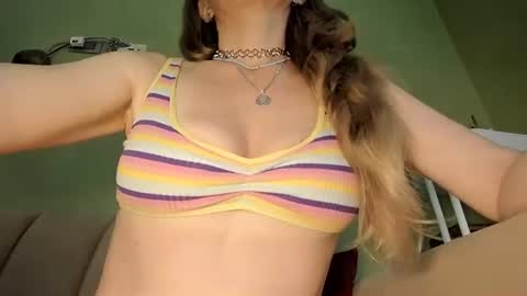 MsPurrfectLove online show from July 16, 2026, 3:29 pm