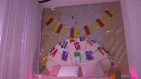 Snapshot of mssburbuja chatting on June 21, 2026, 4:59 am Manuela online show from June 21, 2026, 4:59 am