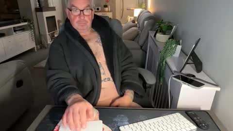 mtb1697 online show from November 4, 2025, 7:40 am