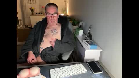 mtb1697 online show from November 24, 2025, 10:53 pm